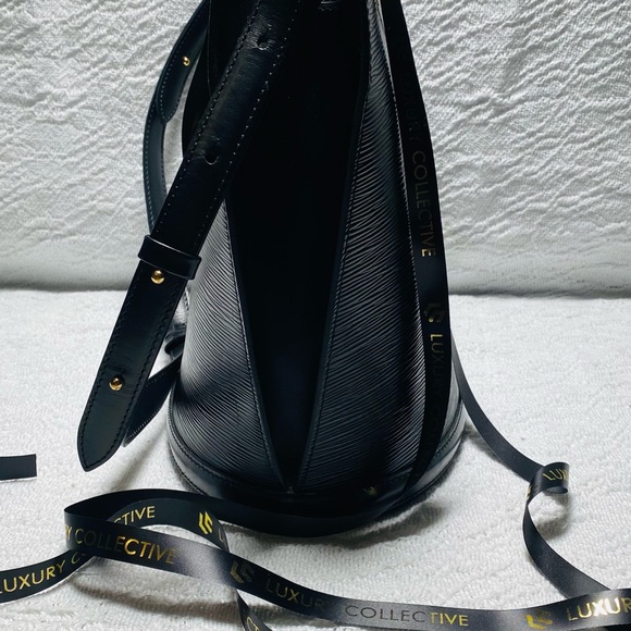 ❌❌❌SOLD ❌❌❌ Louis Vuitton Epi Cluny - Picture 6 of 12